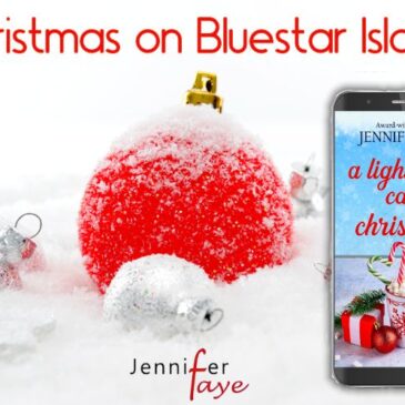 #Giveaway ~Release Party! A snowy Christmas in a small town… A LIGHTHOUSE CAFE CHRISTMAS (a Bluestar Island novel) by Jennifer Faye… #excerpt #books #NewRelease #readers #amreading
